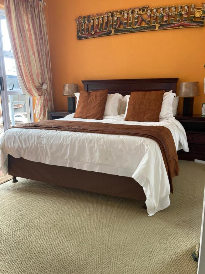 Brown Jug Guest House Германус Екстер'єр фото