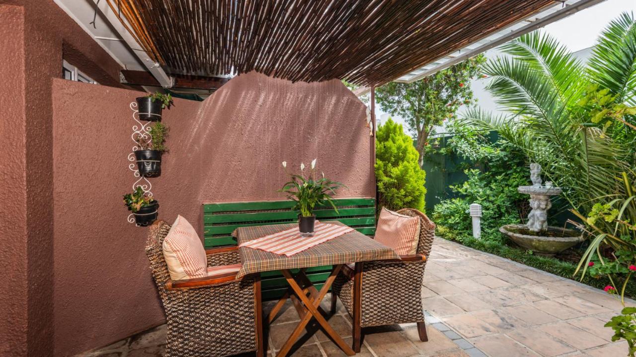 Brown Jug Guest House Германус Екстер'єр фото